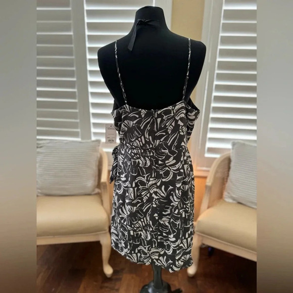 NWT | Nine West | Side-Tie Faux Wrap Mini Dress - Size L - Picture 6 of 6